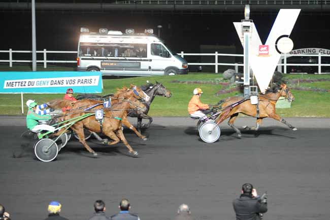 Arrivée quinté pmu PRIX DU JOURNAL GENY COURSES (PRIX AMALTHEA) à PARIS-VINCENNES