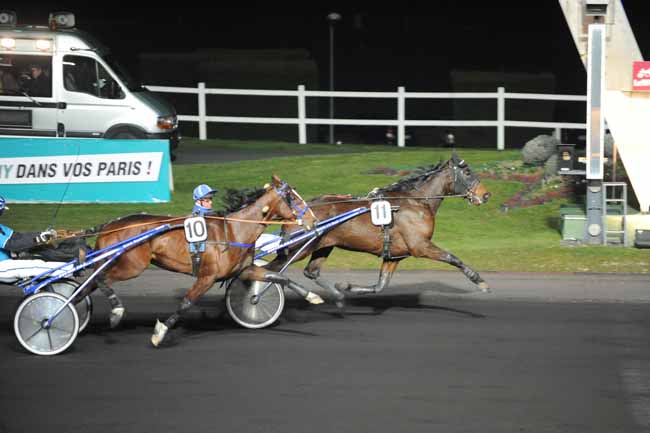 Arrivée quinté pmu PRIX AEMILIA à PARIS-VINCENNES