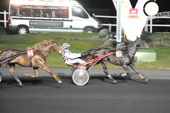 Arrivée quinté pmu PRIX ISOLDA (PRIX DE LA STELLA SPORTS) à PARIS-VINCENNES