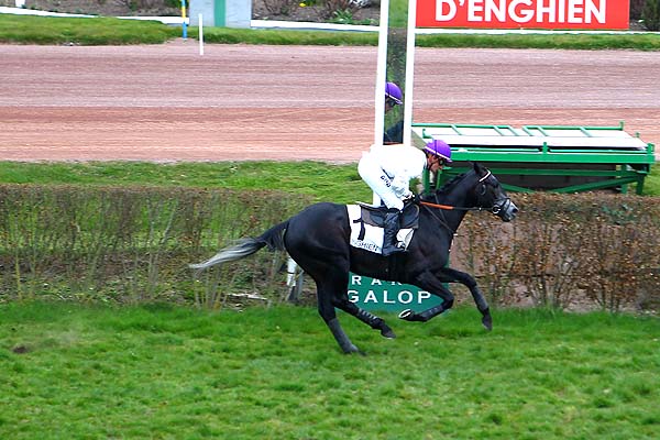 Arrivée quinté pmu PRIX DU BREVENT à ENGHIEN