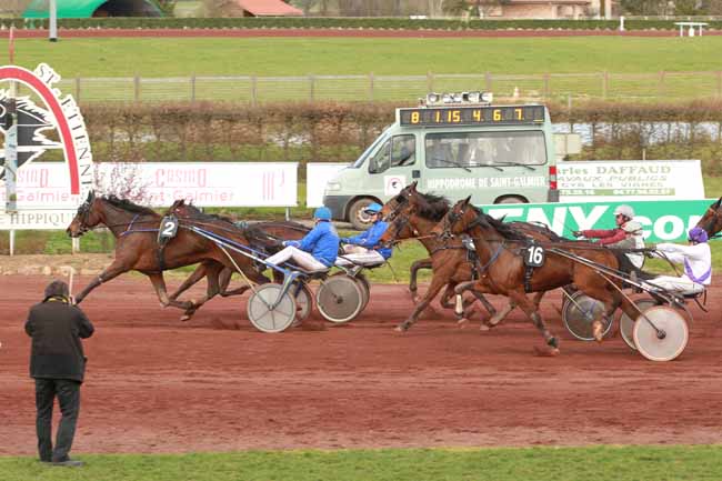 Arrivée quinté pmu PRIX DU CONSEIL GENERAL à SAINT GALMIER