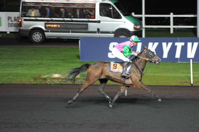 Arrivée quinté pmu PRIX CHLOE à PARIS-VINCENNES