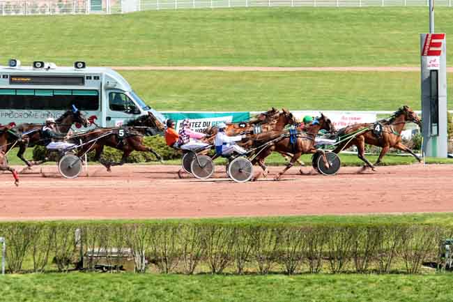 Arrivée quinté pmu PRIX D'HERNOUVILLE à ENGHIEN