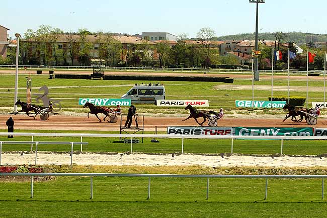 Arrivée quinté pmu PRIX GENY.COM - PARIS-TURF à TOULOUSE