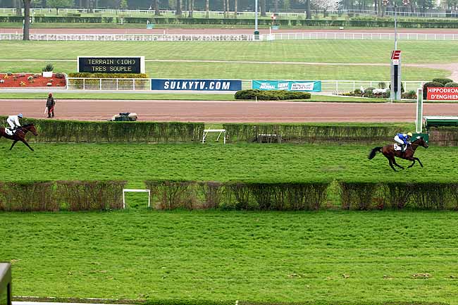 Arrivée quinté pmu PRIX RADIO PARIS à ENGHIEN