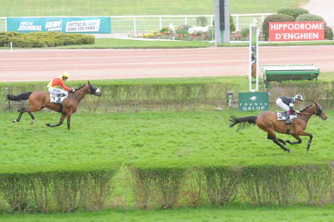 Arrivée quinté pmu PRIX D'ANNECY à ENGHIEN
