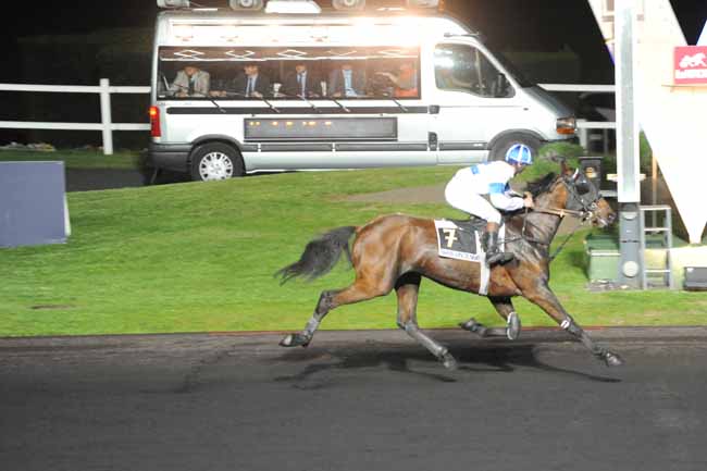 Arrivée quinté pmu PRIX JUPITER à PARIS-VINCENNES