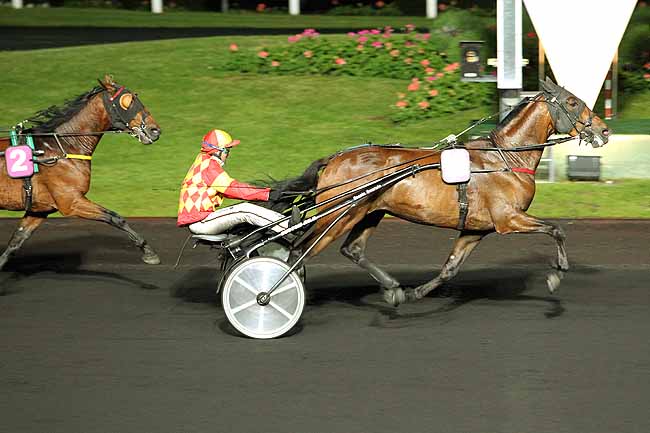 Arrivée quinté pmu PRIX CHALDAEA à PARIS-VINCENNES