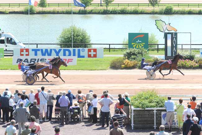 Arrivée quinté pmu PRIX DE LA RECHERCHE MEDICALE à LAVAL