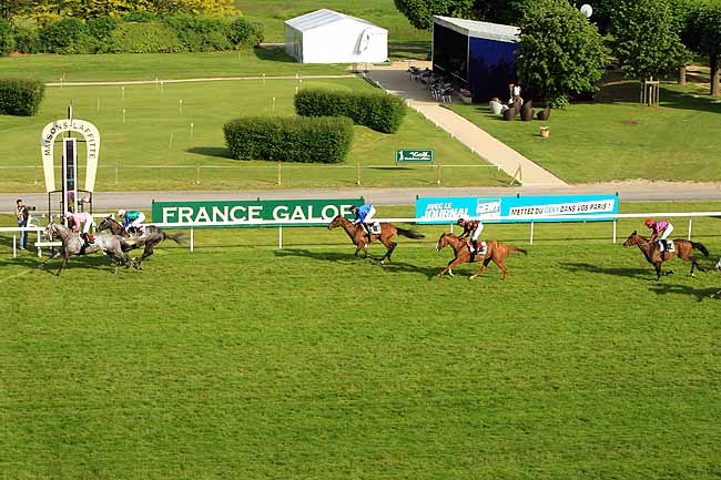 Arrivée quinté pmu PRIX D'HERBLAY à MAISONS-LAFFITTE