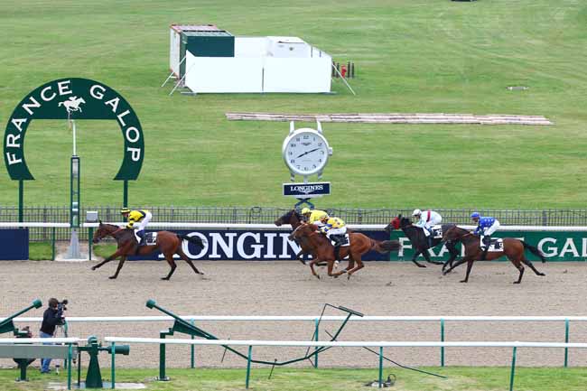 Arrivée quinté pmu PRIX DES CARRIERES à CHANTILLY