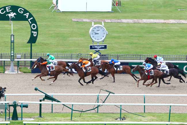Arrivée quinté pmu PRIX DES DAUPHINES à CHANTILLY