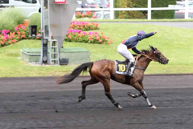 Arrivée quinté pmu PRIX D'ESSAI à PARIS-VINCENNES