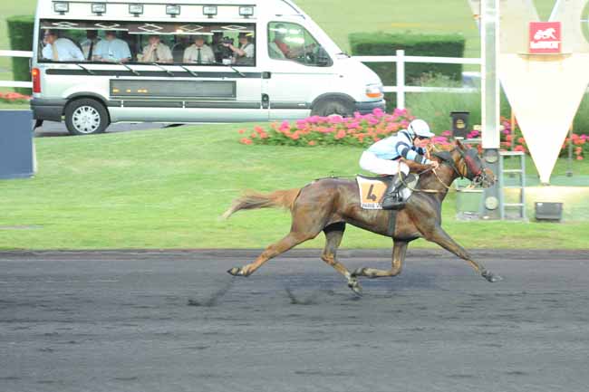 Arrivée quinté pmu PRIX POLANA à PARIS-VINCENNES