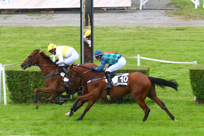 Arrivée quinté pmu PRIX DU DOUET (PRIX LES BRUNCHS DU DIMANCHE) à CLAIREFONTAINE