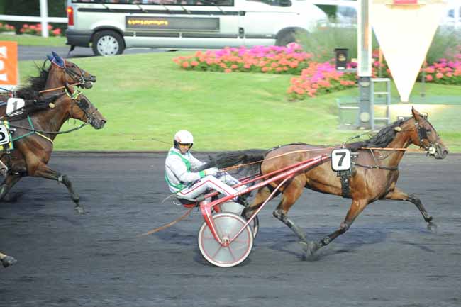Arrivée quinté pmu PRIX EVA (PRIX FRANCE O) à PARIS-VINCENNES