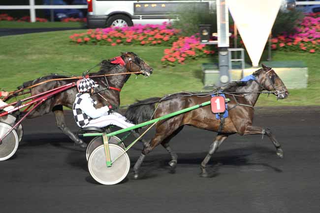 Arrivée quinté pmu PRIX TALIA (PRIX KARIBEA HOTELS) à PARIS-VINCENNES