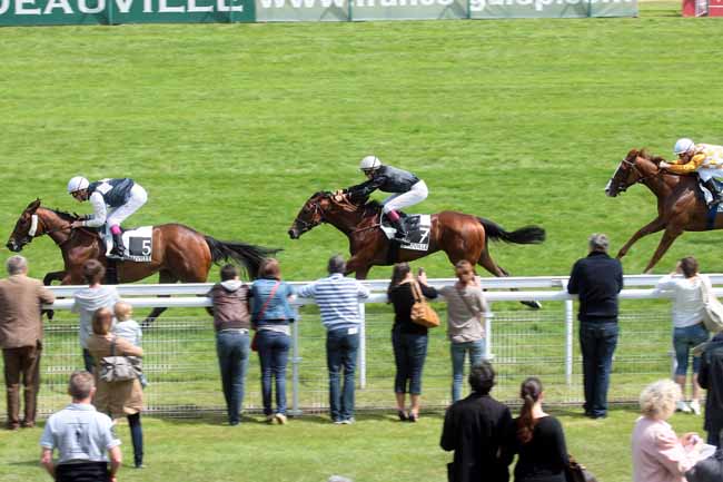 Arrivée quinté pmu PRIX DE LA CHAUSSEY à DEAUVILLE