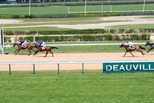 Arrivée quinté pmu PRIX DE BRETONCELLES à DEAUVILLE