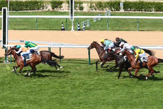 Arrivée quinté pmu PRIX DE LA COUR DU CHASSEUR à DEAUVILLE