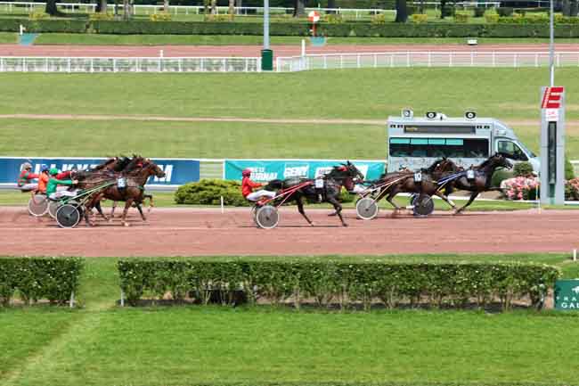 Arrivée quinté pmu PRIX DE LA MANCHE à ENGHIEN