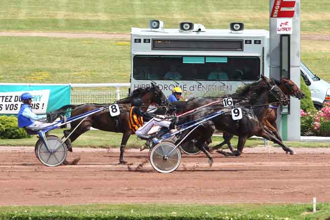 Arrivée quinté pmu PRIX DU LOUVRE à ENGHIEN