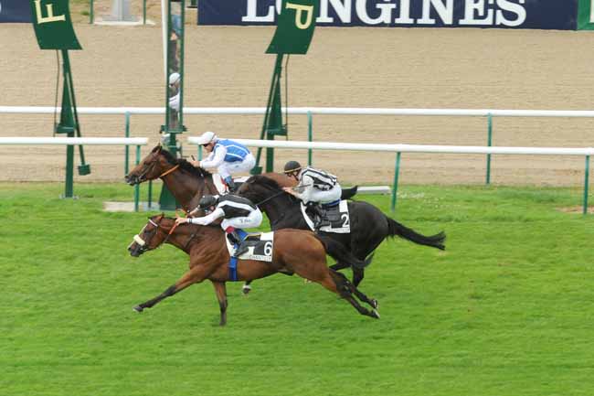Arrivée quinté pmu PRIX DE L'ALLEE D'ORMES à CHANTILLY