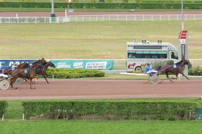 Arrivée quinté pmu PRIX DE PICPUS à ENGHIEN