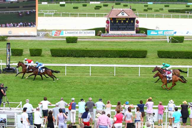 Arrivée quinté pmu PRIX DU JOURNAL GENYCOURSES - PRIX ROSELIERE à CLAIREFONTAINE