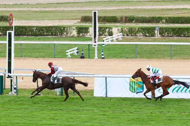 Arrivée quinté pmu PRIX SIX PERFECTIONS à DEAUVILLE