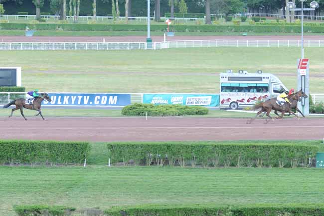 Arrivée quinté pmu PRIX DE CHARONNE à ENGHIEN