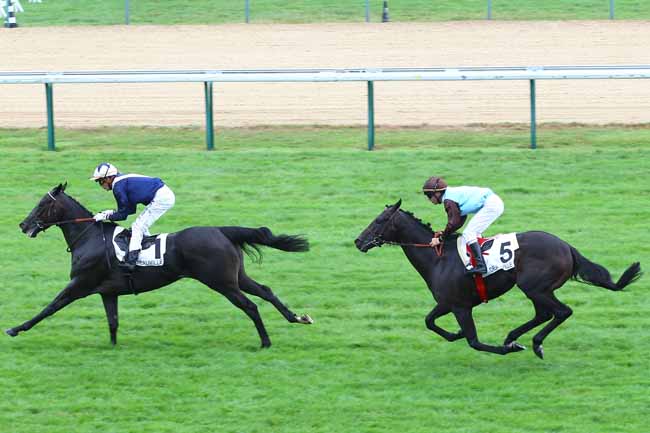 Arrivée quinté pmu PRIX DE LA POMME à DEAUVILLE
