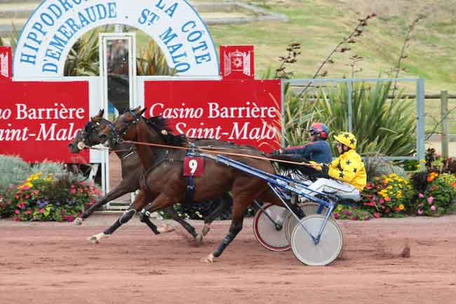 Arrivée quinté pmu PRIX DU CASINO BARRIERE DE SAINT-MALO à SAINT MALO