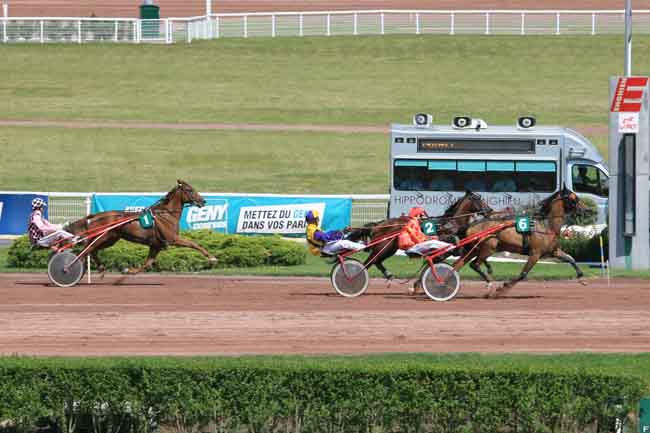 Arrivée quinté pmu PRIX DU FAUBOURG SAINT-HONORE à ENGHIEN
