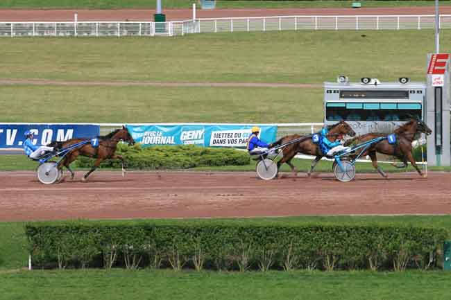 Arrivée quinté pmu PRIX DU BALLON D'ALSACE à ENGHIEN