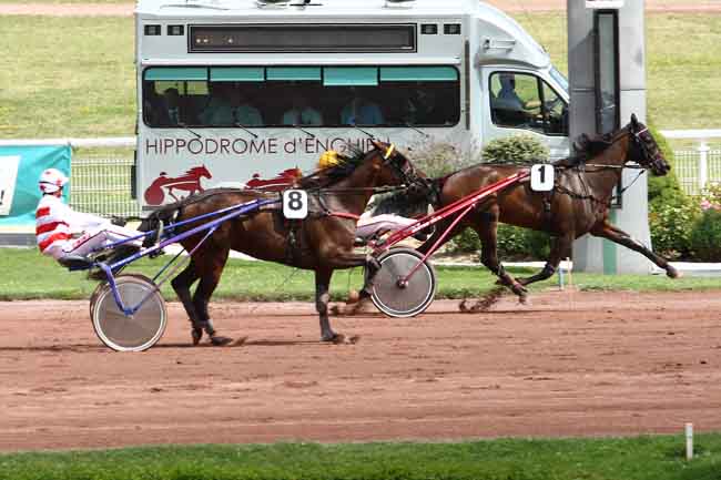Arrivée quinté pmu PRIX DE LA HAUTE-SAONE à ENGHIEN