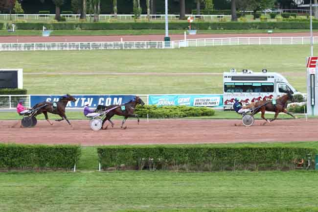 Arrivée quinté pmu PRIX DES GRANDES CARRIERES (PRIX IDFM RADIO ENGHIEN) à ENGHIEN