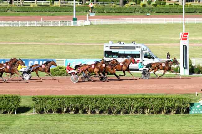 Arrivée quinté pmu PRIX DE LA COTE D'OR à ENGHIEN
