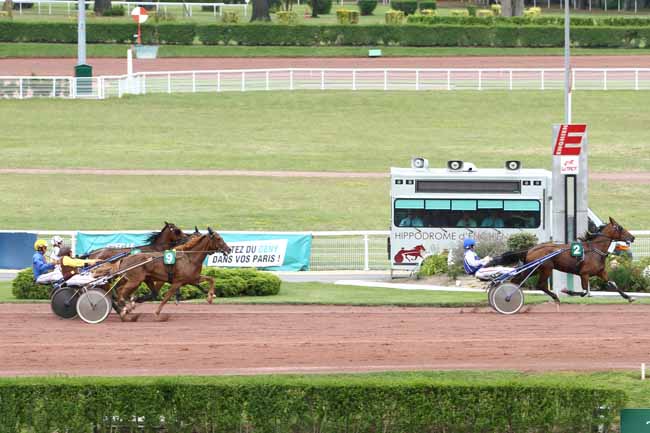Arrivée quinté pmu PRIX DU PRE-SAINT-GERVAIS à ENGHIEN