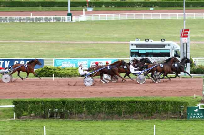 Arrivée quinté pmu PRIX DE GENEVE - PRIX DE L'UNION DE LA PRESSE HIPPIQUE à ENGHIEN