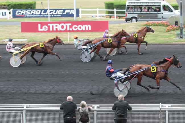 Arrivée quinté pmu PRIX DE CORBEIL à PARIS-VINCENNES