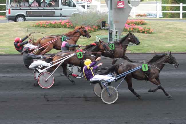 Arrivée quinté pmu PRIX DE SAINT-DIZIER à PARIS-VINCENNES