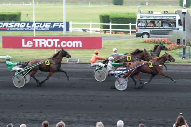 Arrivée quinté pmu PRIX DE CHARTRES à PARIS-VINCENNES