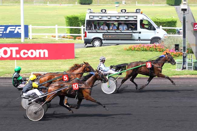 Arrivée quinté pmu PRIX DE METZ à PARIS-VINCENNES