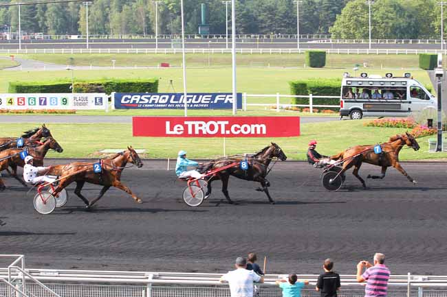 Arrivée quinté pmu PRIX DE SAINT-GALMIER à PARIS-VINCENNES