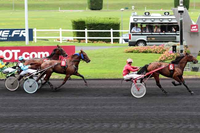 Arrivée quinté pmu PRIX D'AUVERGNE à PARIS-VINCENNES