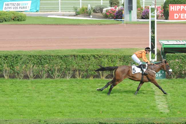 Arrivée quinté pmu PRIX LOUIS CHAMPION à ENGHIEN