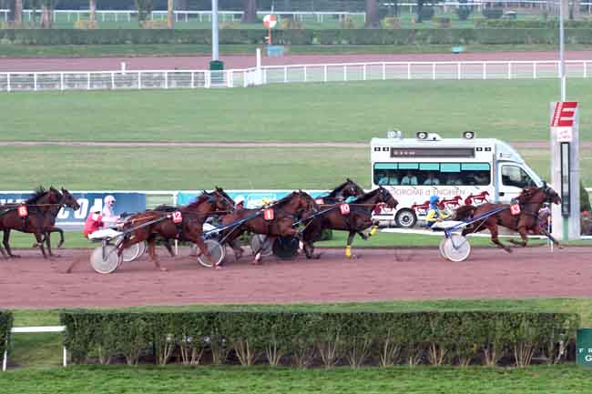 Arrivée quinté pmu PRIX DU COTENTIN à ENGHIEN