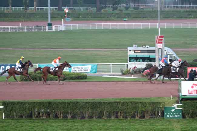 Arrivée quinté pmu PRIX DE VENISSIEUX à ENGHIEN