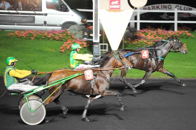 Arrivée quinté pmu PRIX ELSA à PARIS-VINCENNES